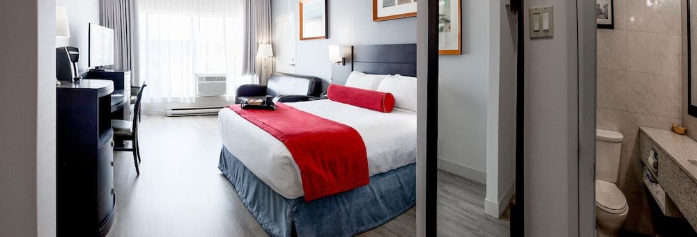 Deluxe Room, 1 Queen Bed with Sofa bed, Non Smoking