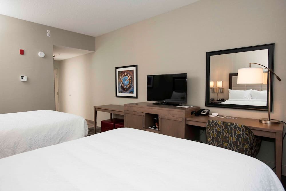 Room, 2 Queen Beds, Accessible, Non Smoking