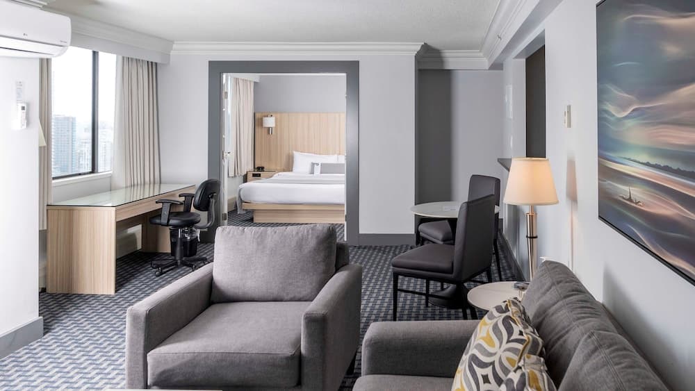 Premium Suite