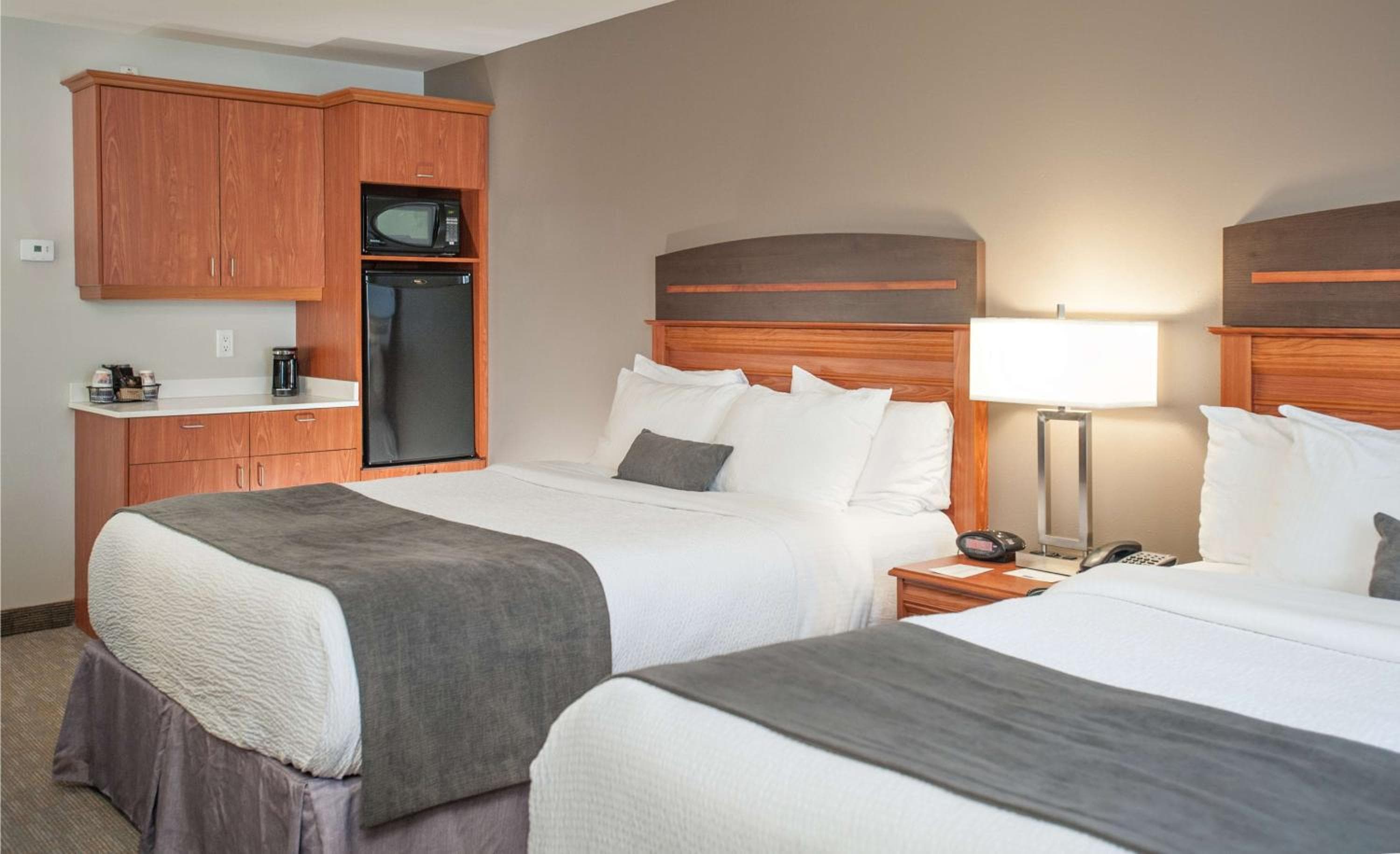 Mini Suite with Two Queen Beds - Non-Smoking