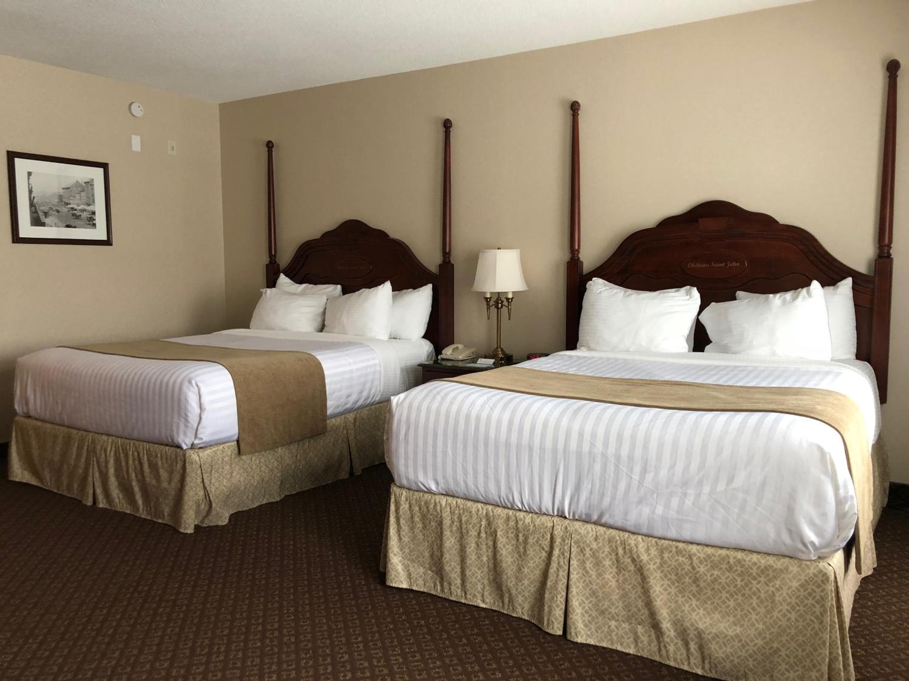 Queen Room with Two Queen Beds - Non-Smoking