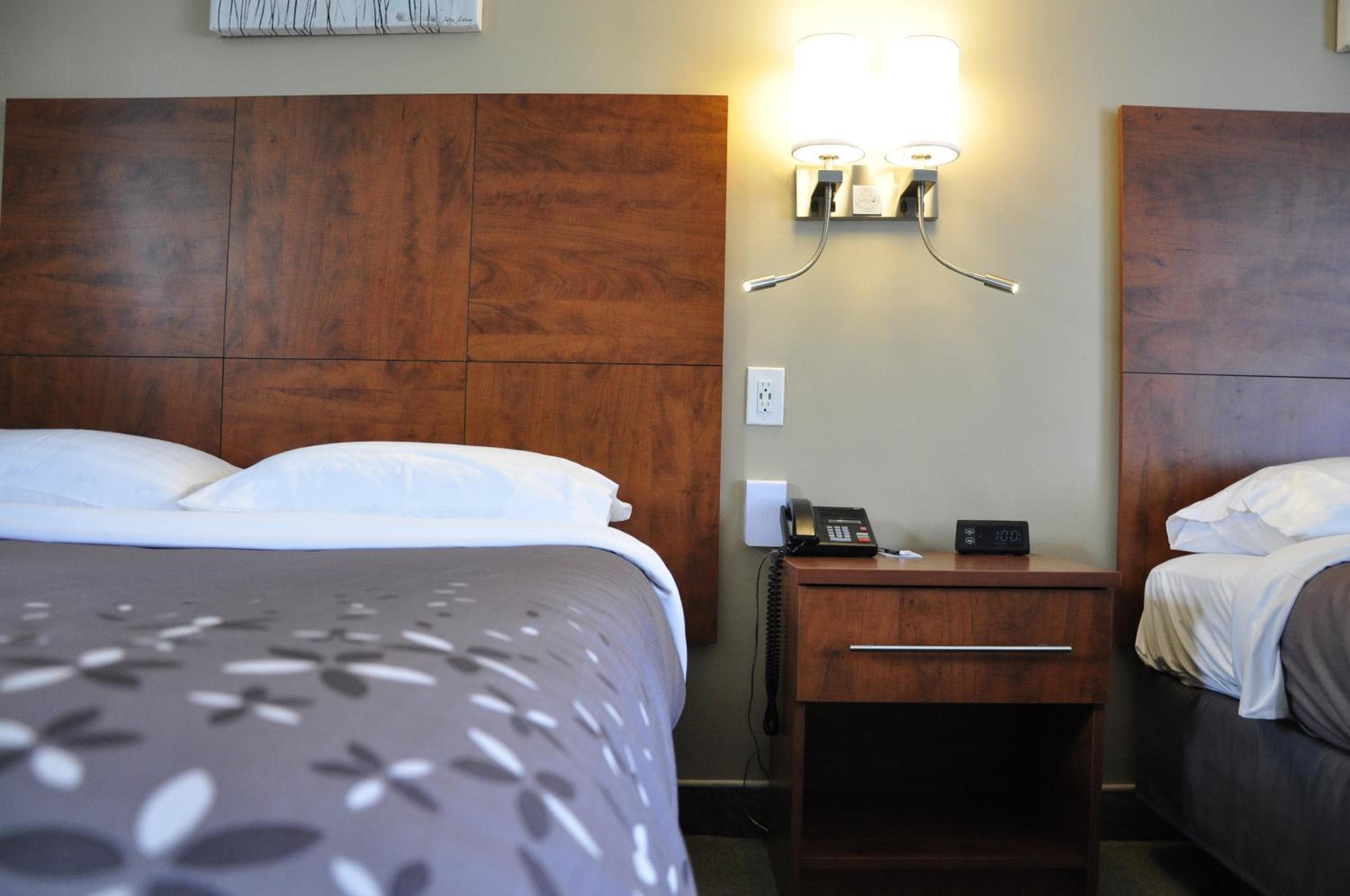 Deluxe Queen Room with Two Queen Beds