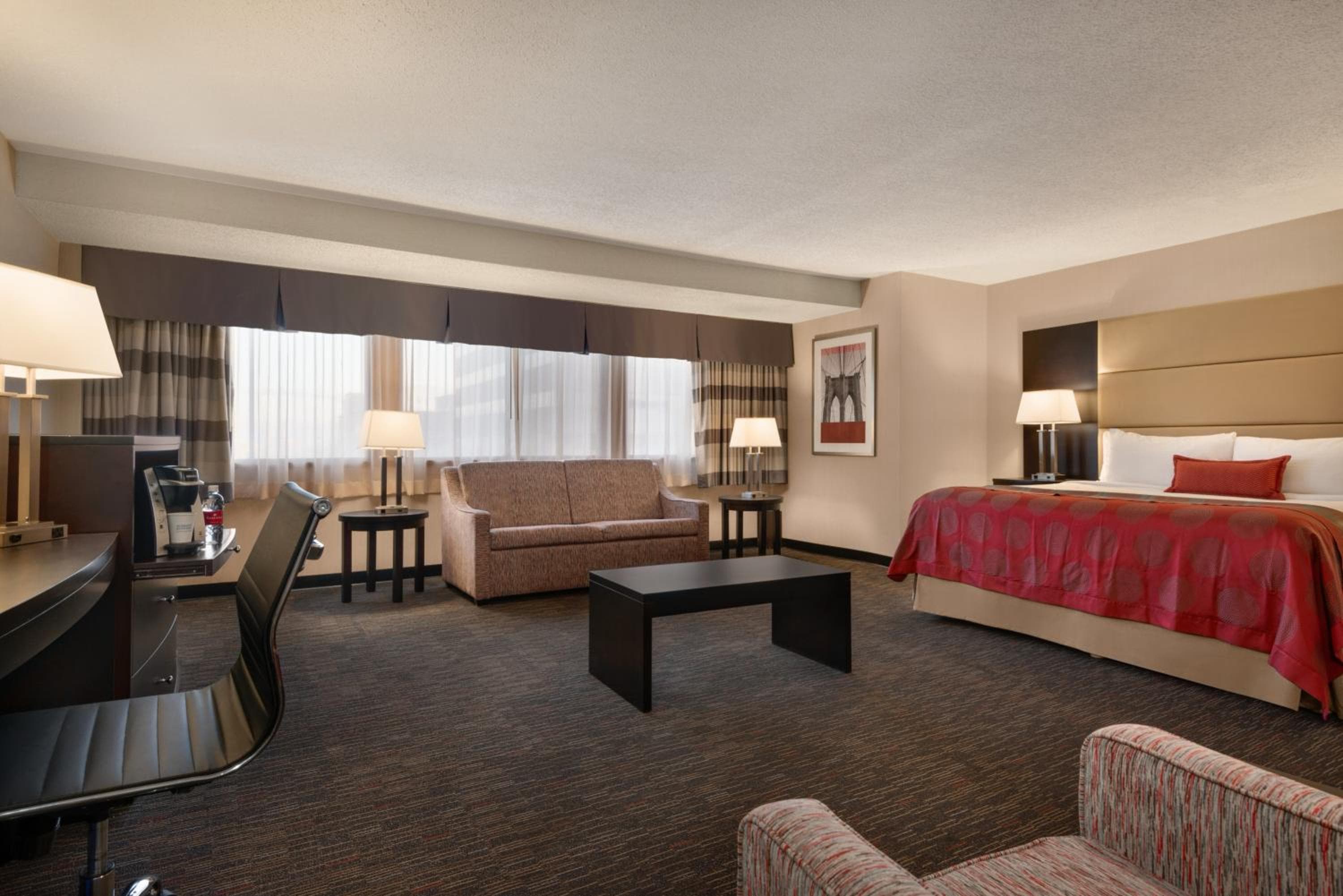 Deluxe King Room - Non-Smoking
