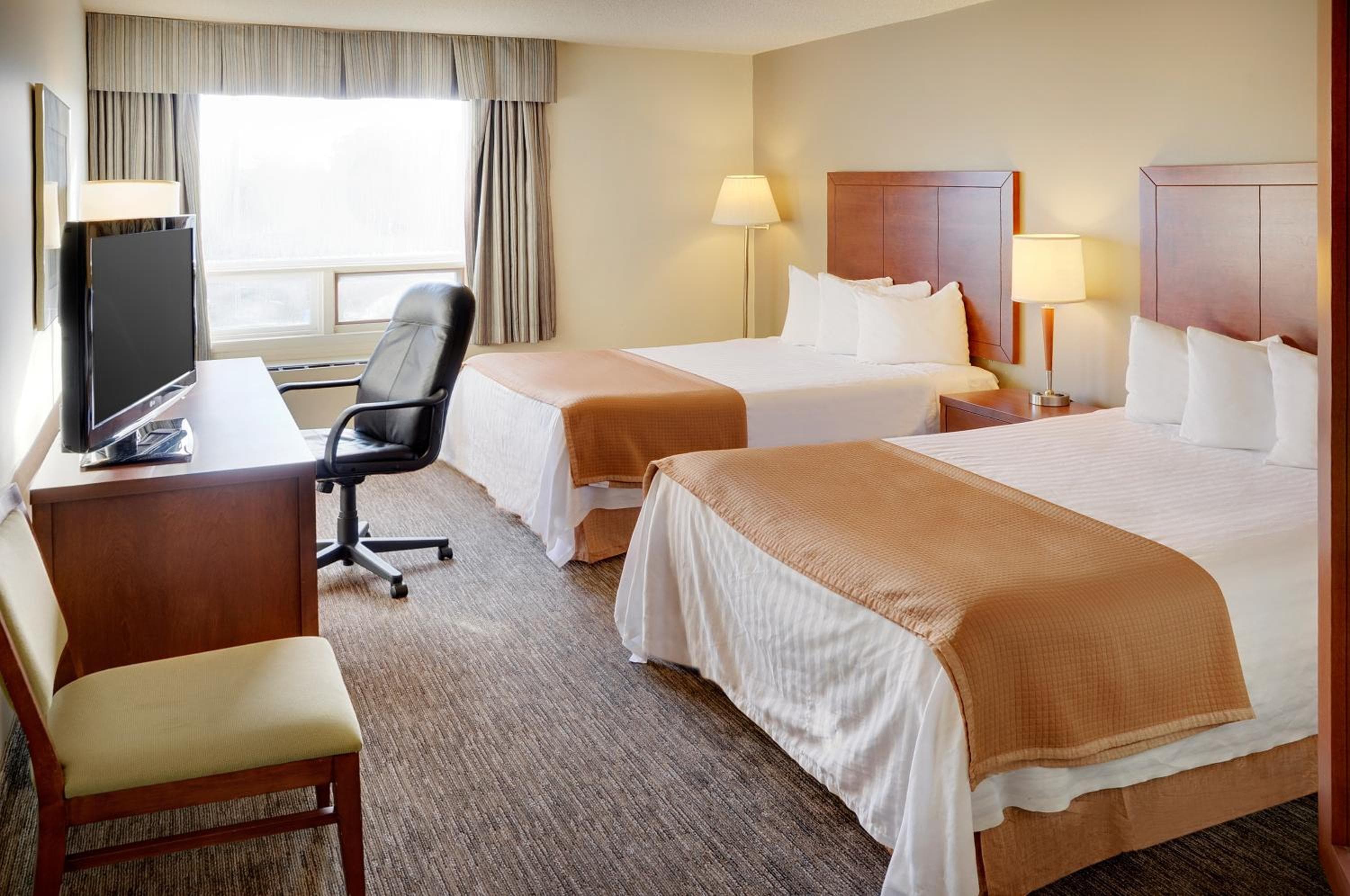 Double Room with Two Double Beds - Non-Smoking