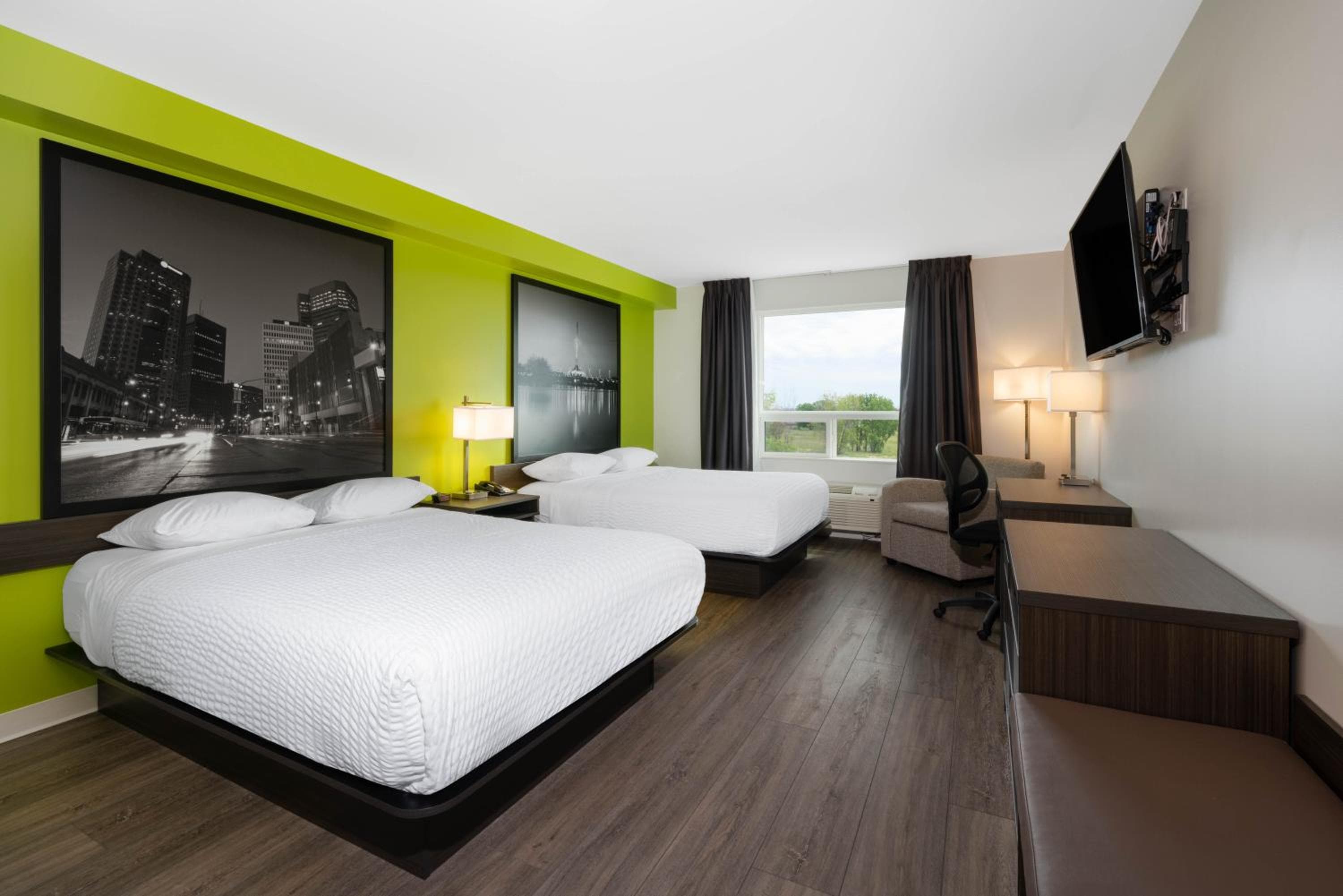 Queen Room with Two Queen Beds - Pet Friendly/Non-Smoking
