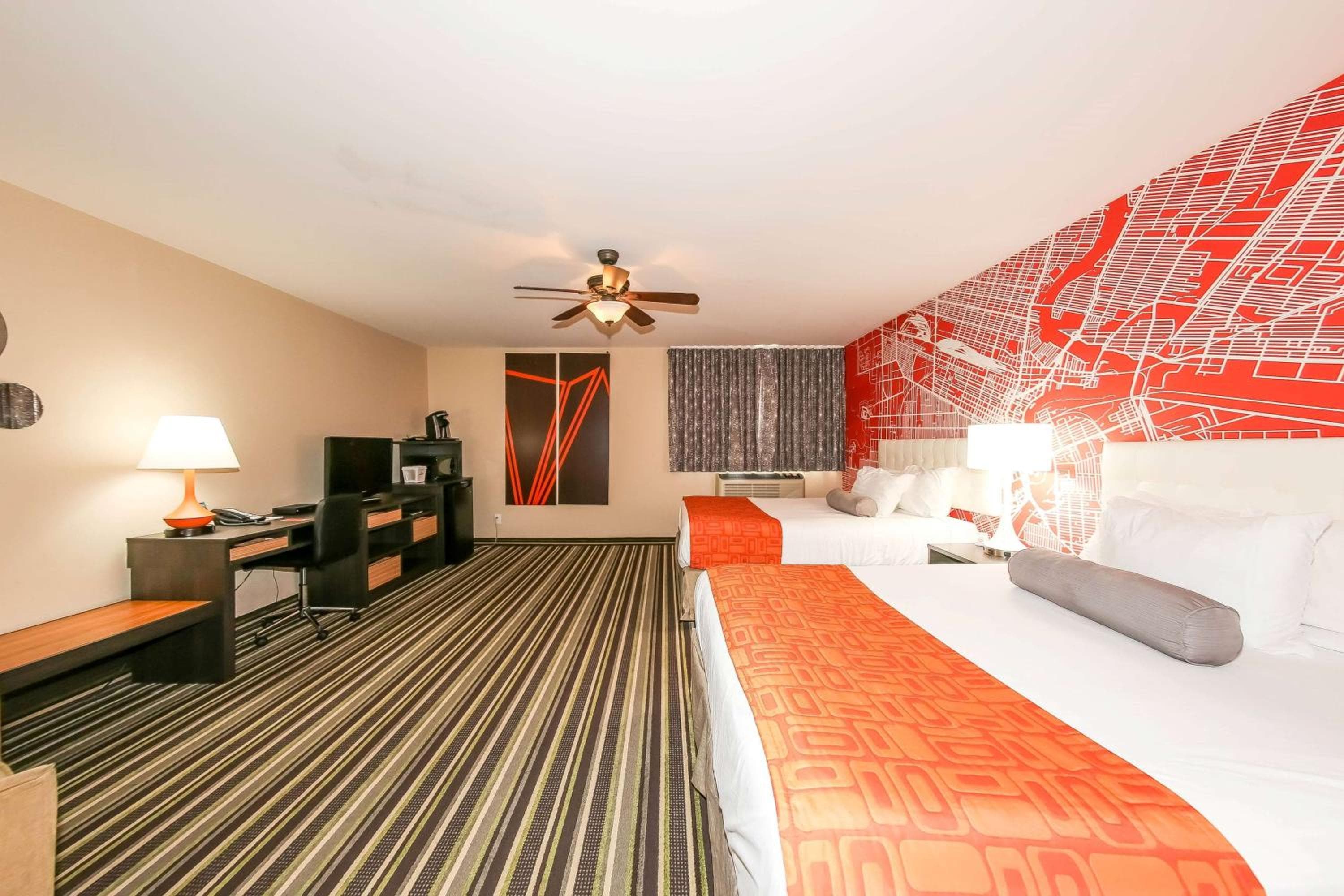 Queen Room with Two Queen Beds - Second Floor/Non-Smoking