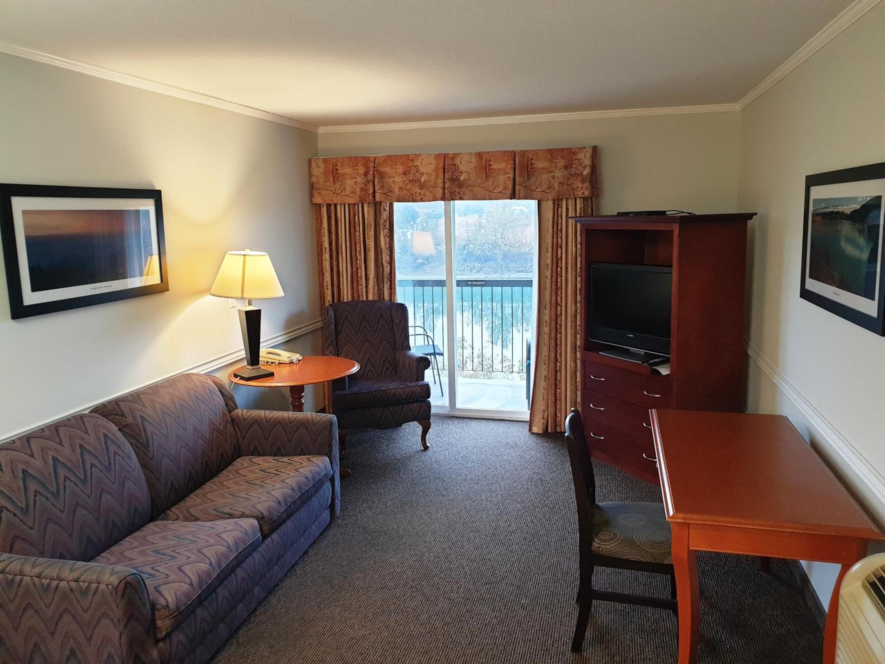 One bedroom suite with balcony