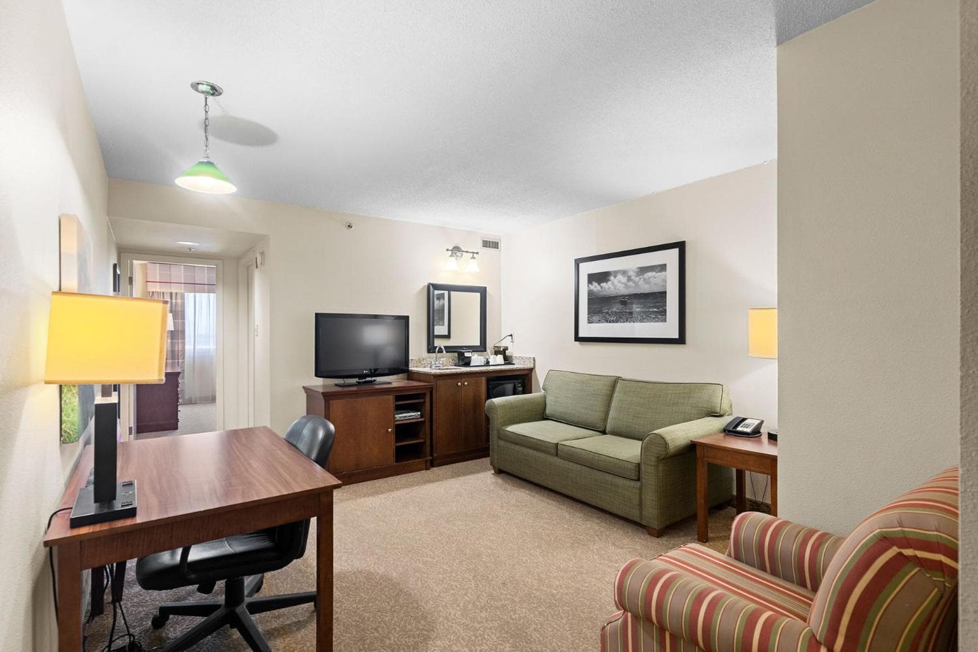 Queen Suite