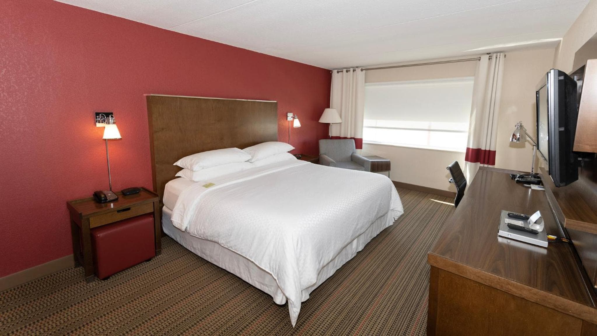 King Room - Non-Smoking