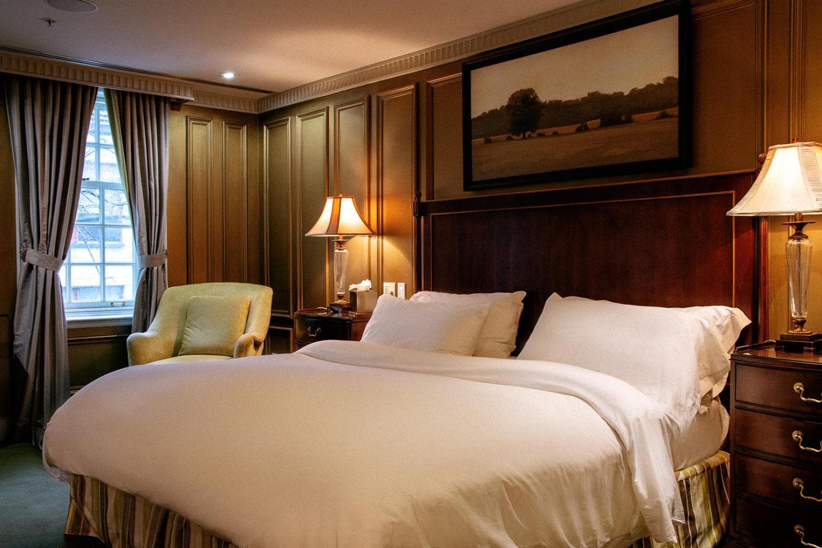 Deluxe One-Bedroom Suite