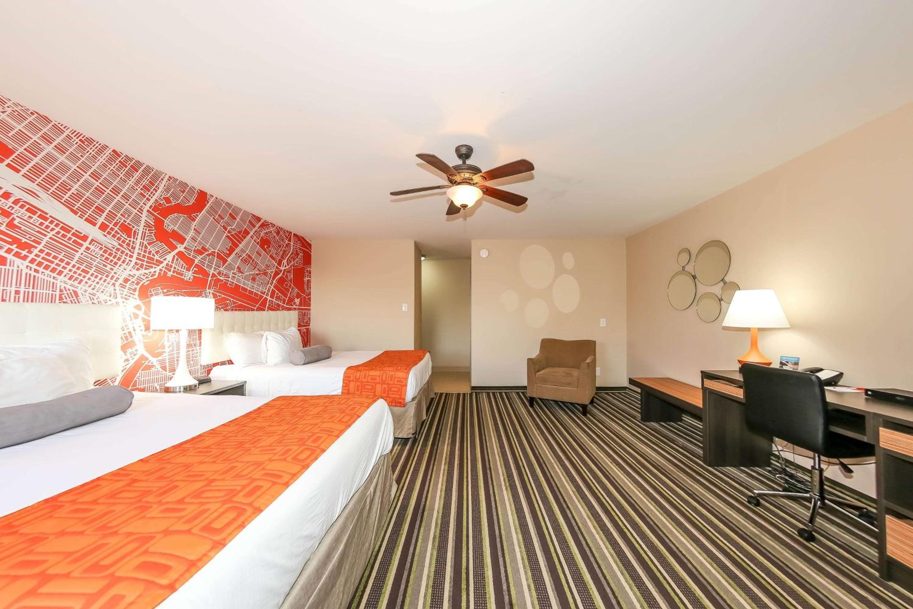 Business Queen Room with Two Queen Beds - Second Floor/Non-Smoking