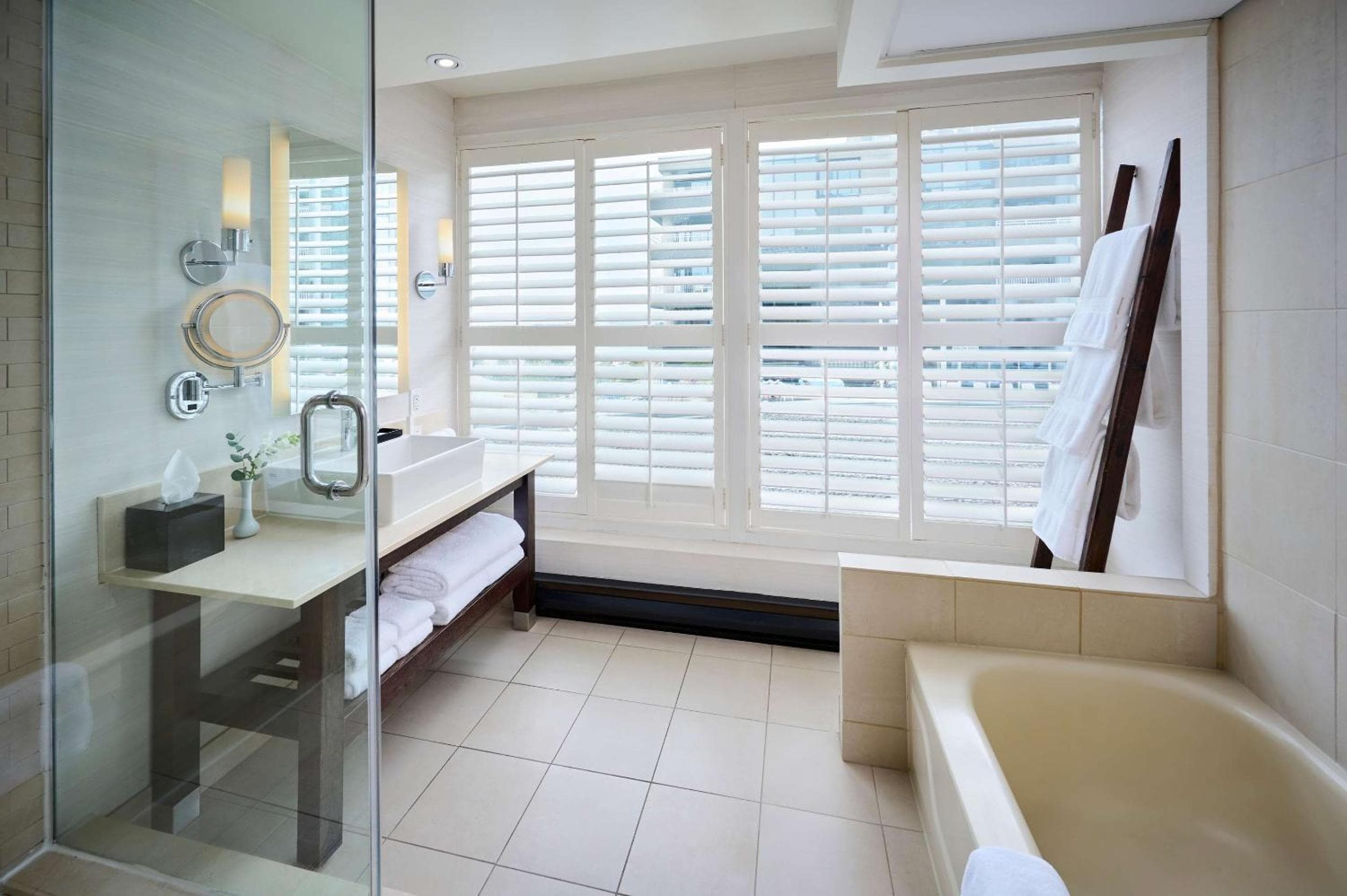 King Suite with Harbor View - Non-Smoking