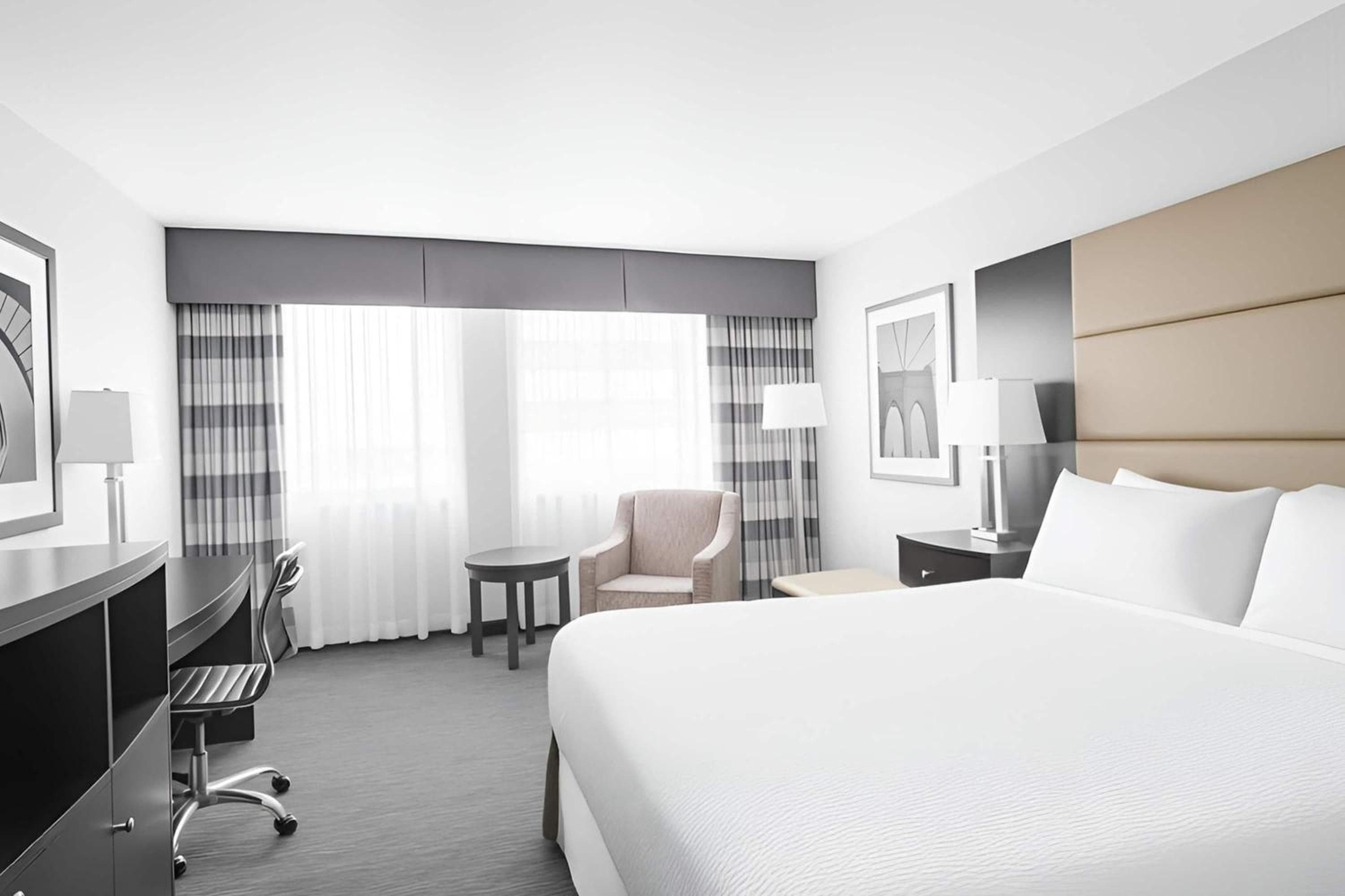 Superior King Room - Non-Smoking