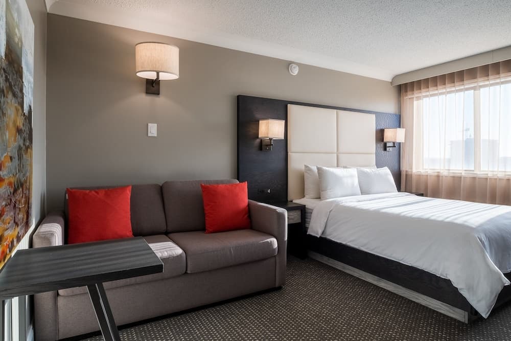 Premium Room, 1 Queen Bed with Sofa bed