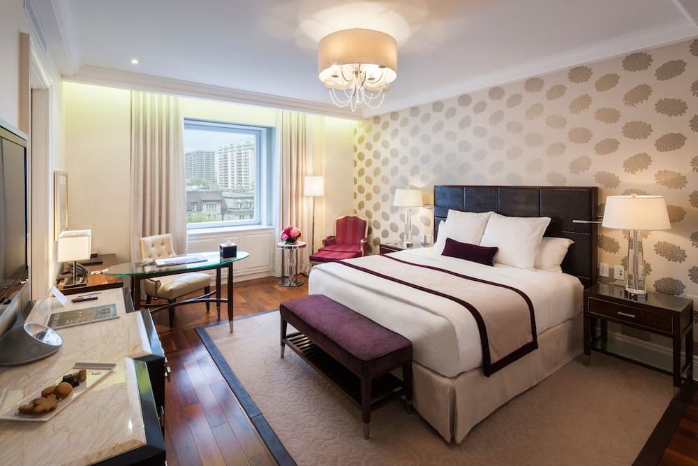 Signature Room, 1 King Bed