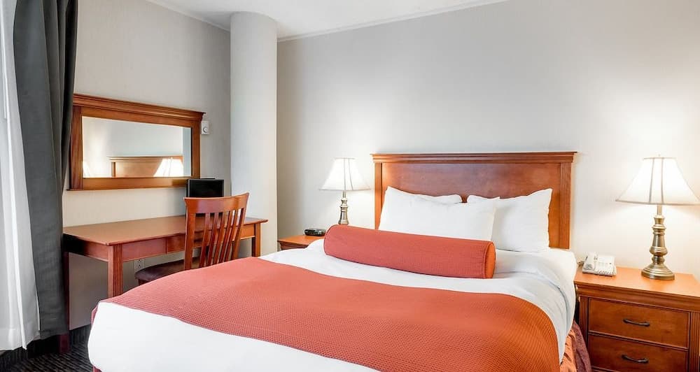 Standard Room, 1 King Bed